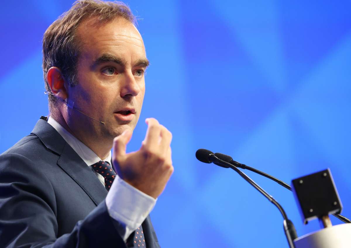 Macron choisit Sebastien LeCornu pour succéder à Bayrou