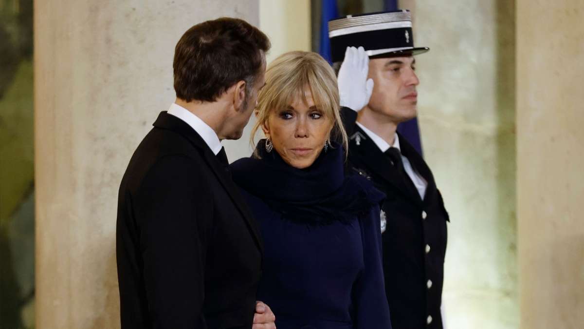 Emmanuel et Brigitte Macron reçoivent le président de la Croatie