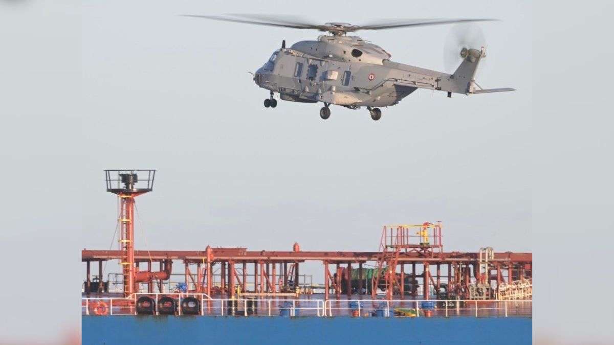 La France intercepte un pétrolier russe "fantôme" en Méditerranée