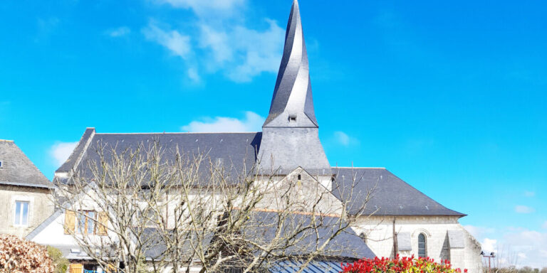 Les clochers tordus des églises de France : combien y a-t-il de clochers ?