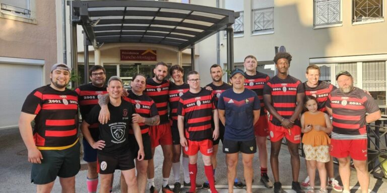 Les rugbymen français à la rescousse après la panne de l&rsquo;ascenseur d&rsquo;une maison de retraite
