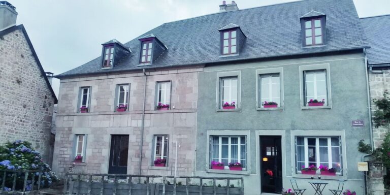 Maison gratuite en France : un couple remporte le concours Creuse B&B à la télé