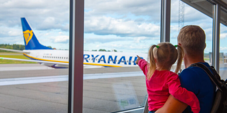 Ryanair abandonne à contrecœur les frais de siège familial après la pression réglementaire