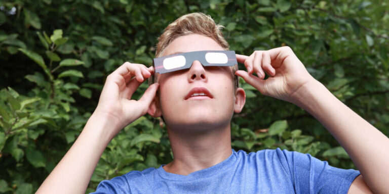 Comment éviter les lunettes dangereuses avant l&rsquo;éclipse solaire du 12 août en France