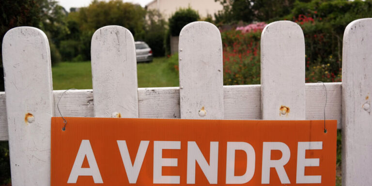 « Du jamais vu ça depuis 54 ans » : avertissement du marché immobilier français