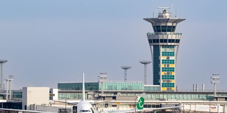La France mise en garde contre les risques de futurs retards de vols