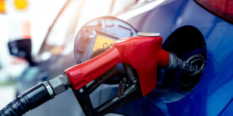 Les principaux supermarchés français vendront du carburant à prix coûtant ce week-end