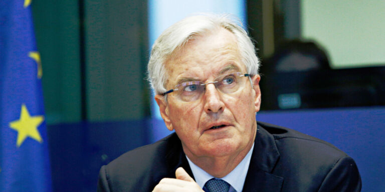 Michel Barnier était trop arrogant comme tous à l&rsquo;UE