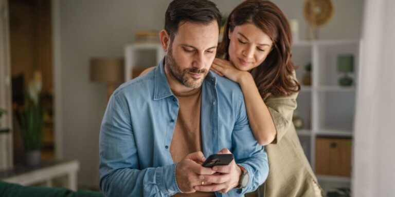Une nouvelle application officielle vise à faciliter l&rsquo;administration française