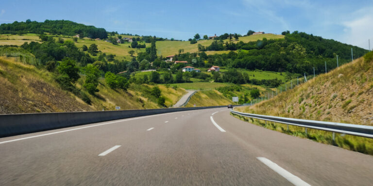 Les meilleurs endroits où s&rsquo;arrêter pour interrompre un road trip à travers la France