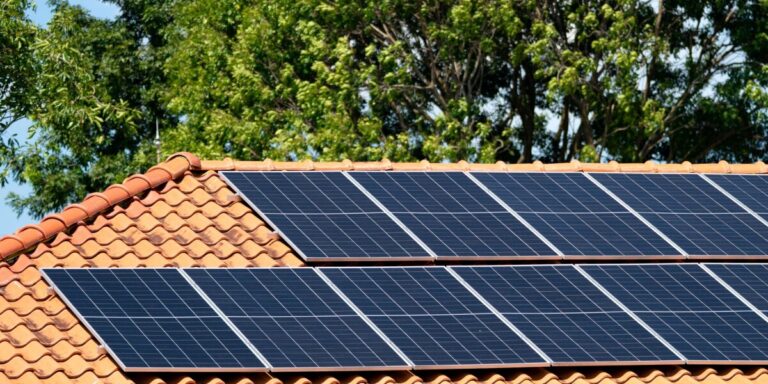 Les vendeurs d&rsquo;électricité solaire en France doivent-ils s&rsquo;inscrire à la facturation électronique ?