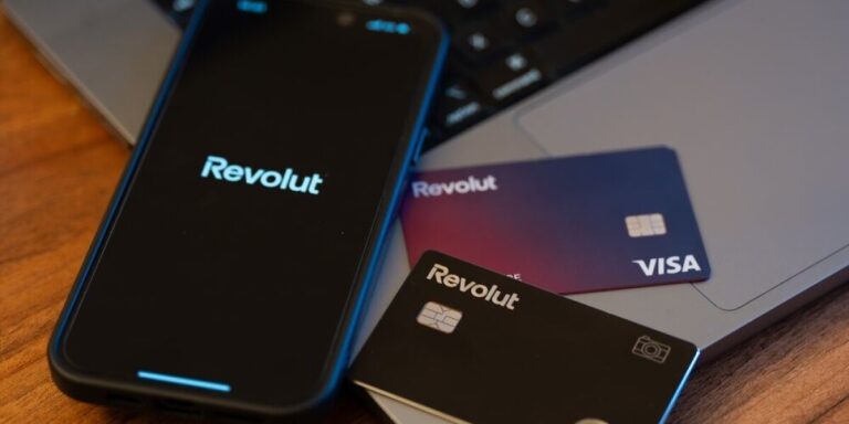 Revolut étend sa présence physique en France après avoir obtenu une licence bancaire