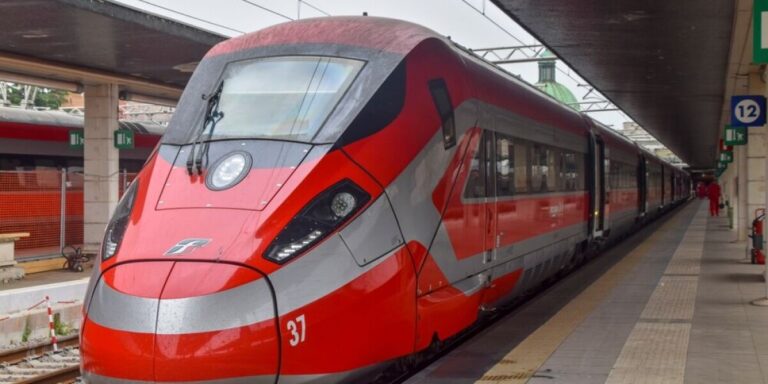 Son rival d&rsquo;Eurostar commande 19 nouveaux trains et confirme l&rsquo;ouverture de la ligne Londres-Paris en 2029