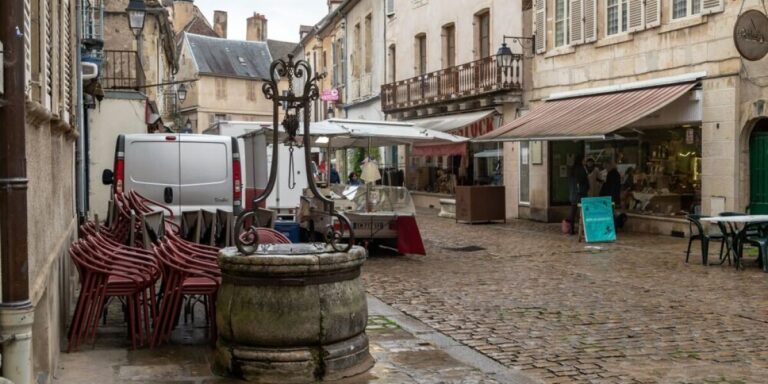 Chaud mais humide : les prévisionnistes donnent des prévisions pour la météo d&rsquo;automne en France