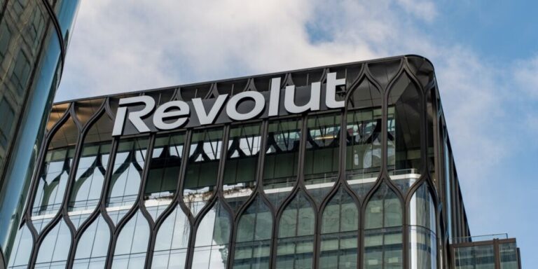 Revolut lance une nouvelle assurance pour les emprunteurs en France