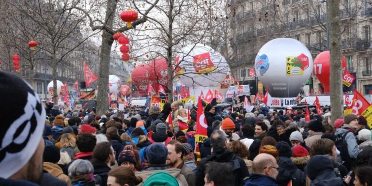 6 octobre, 17 octobre : la France est-elle prête pour un mois de manifestations ?
