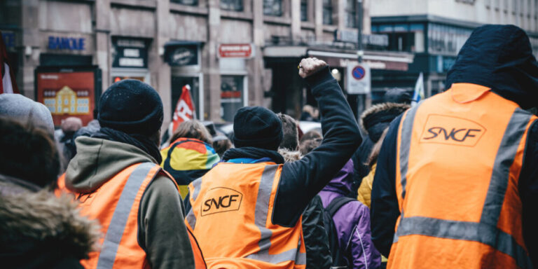 Les syndicats ferroviaires français se joignent à la grève croissante du 5 novembre