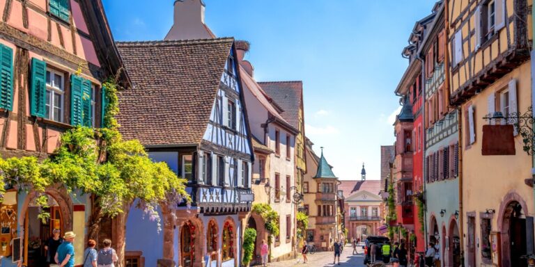 Riquewihr : un village médiéval de conte de fées